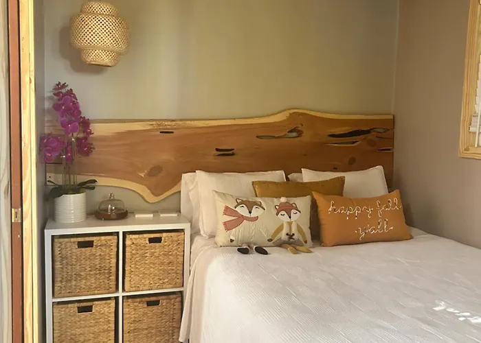 Sweet Tiny Cabin